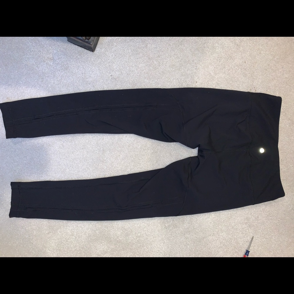 NWOT Yogalicious Cutout Back Black Leggings